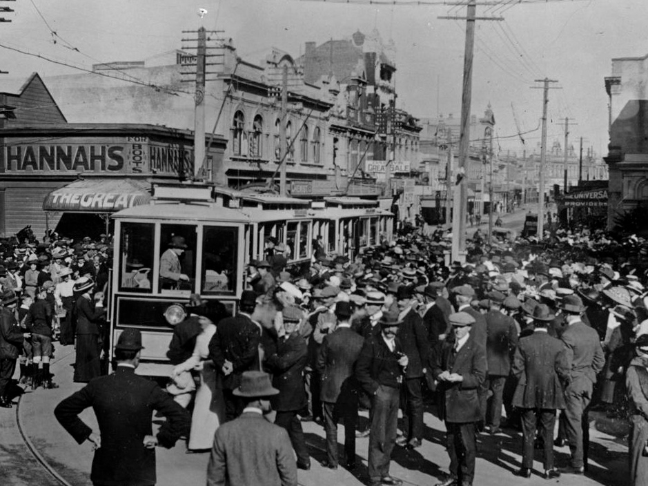 1913 Napier electric trams began running